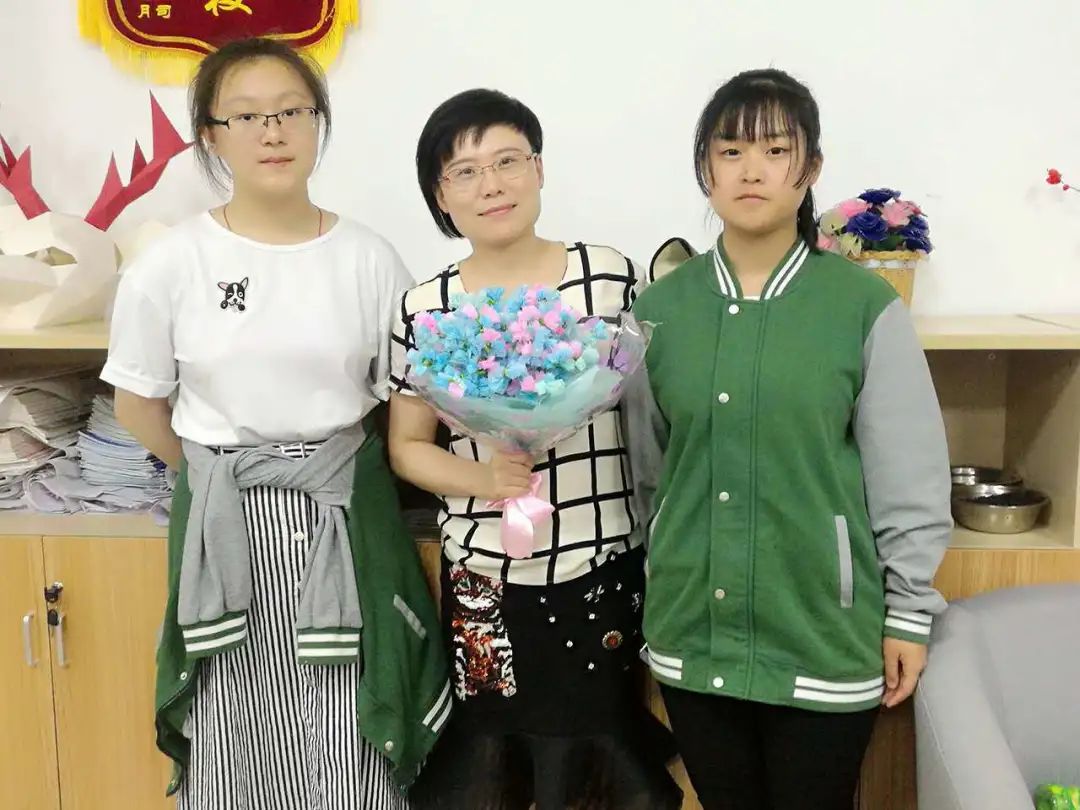 马建华  微信_html_13585c76.jpg