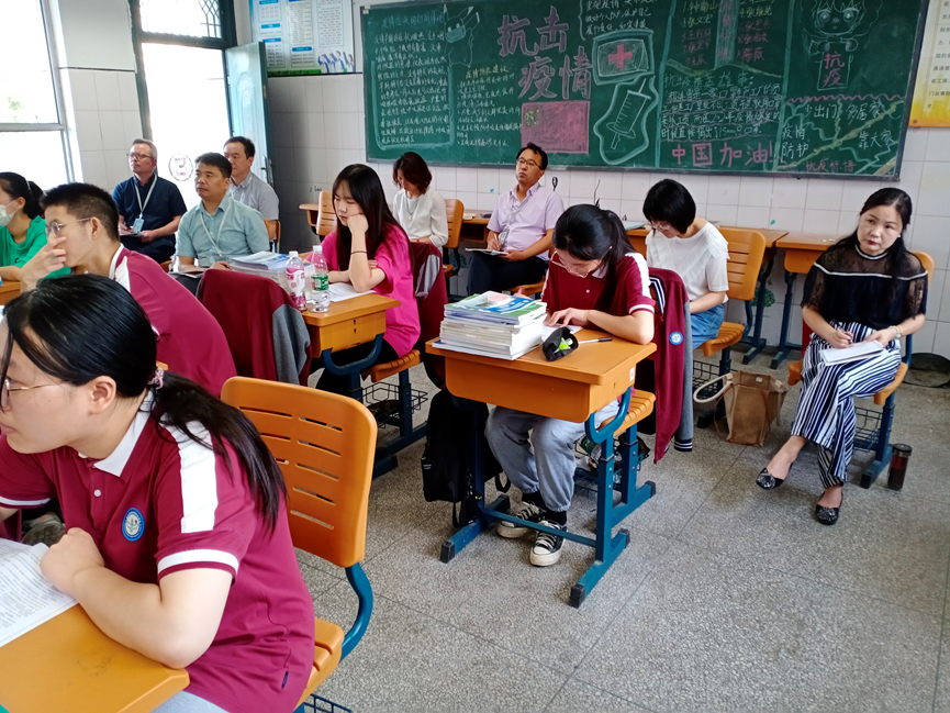 新港中专校开展新教师推门听课教学督导活动20210930_html_m7f001a1c.png