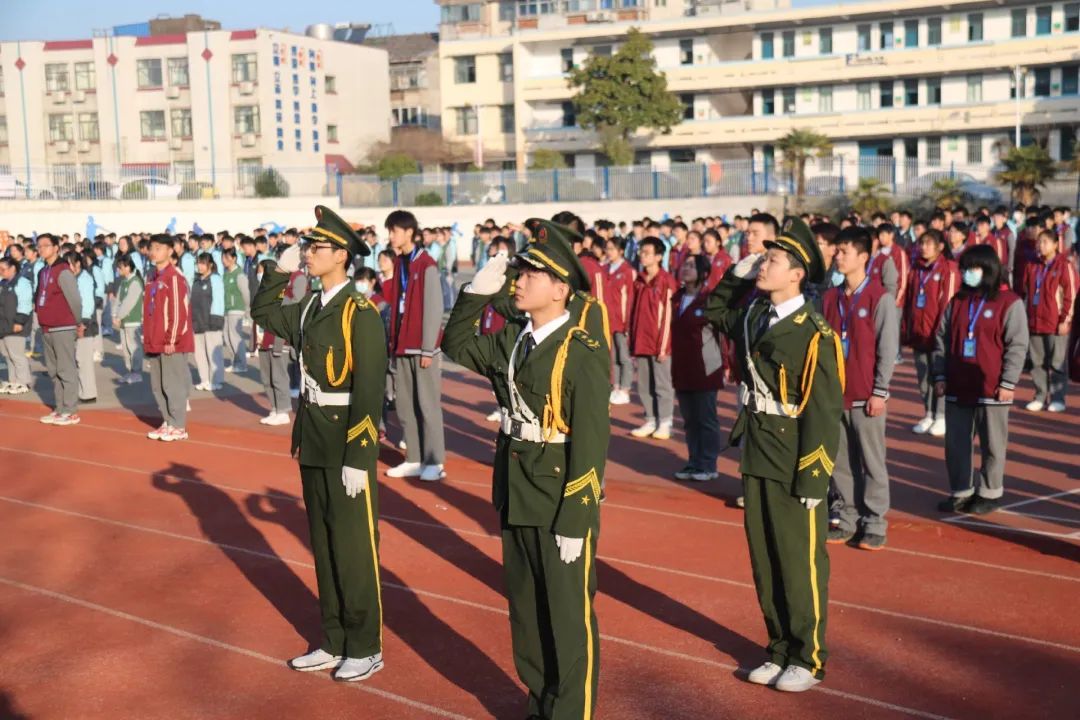 开学典礼（新闻版）_html_m4f30f977.jpg