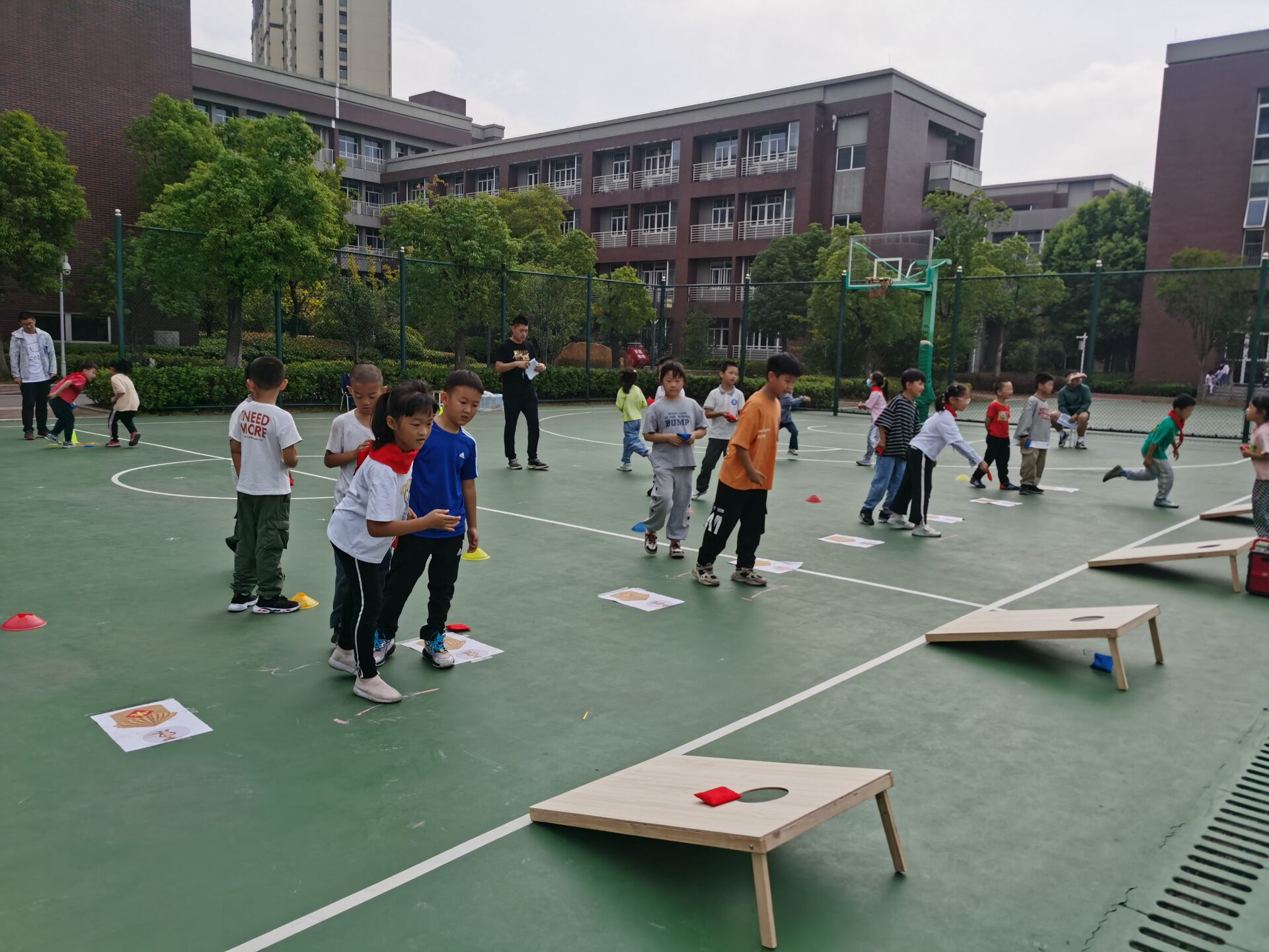 12月体育组教研_html_m15b97e1e.jpg