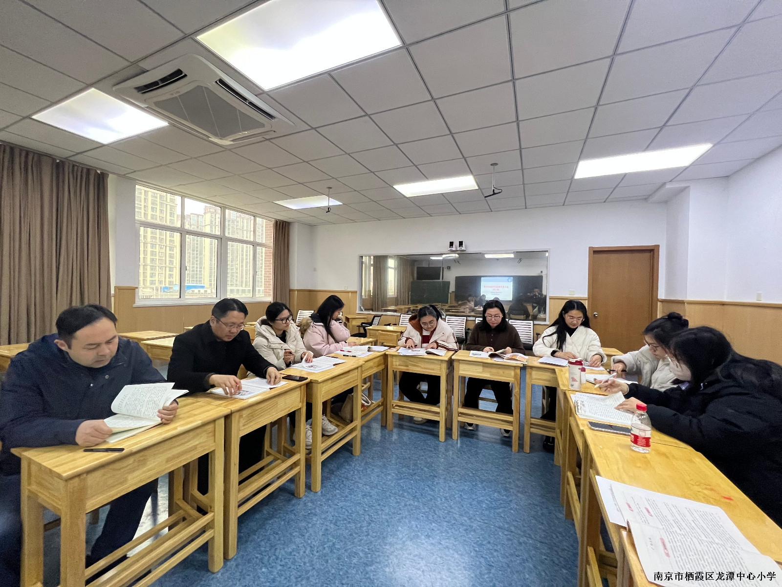 【灵美龙小】龙潭中心小学五语备课组第一次集体备课