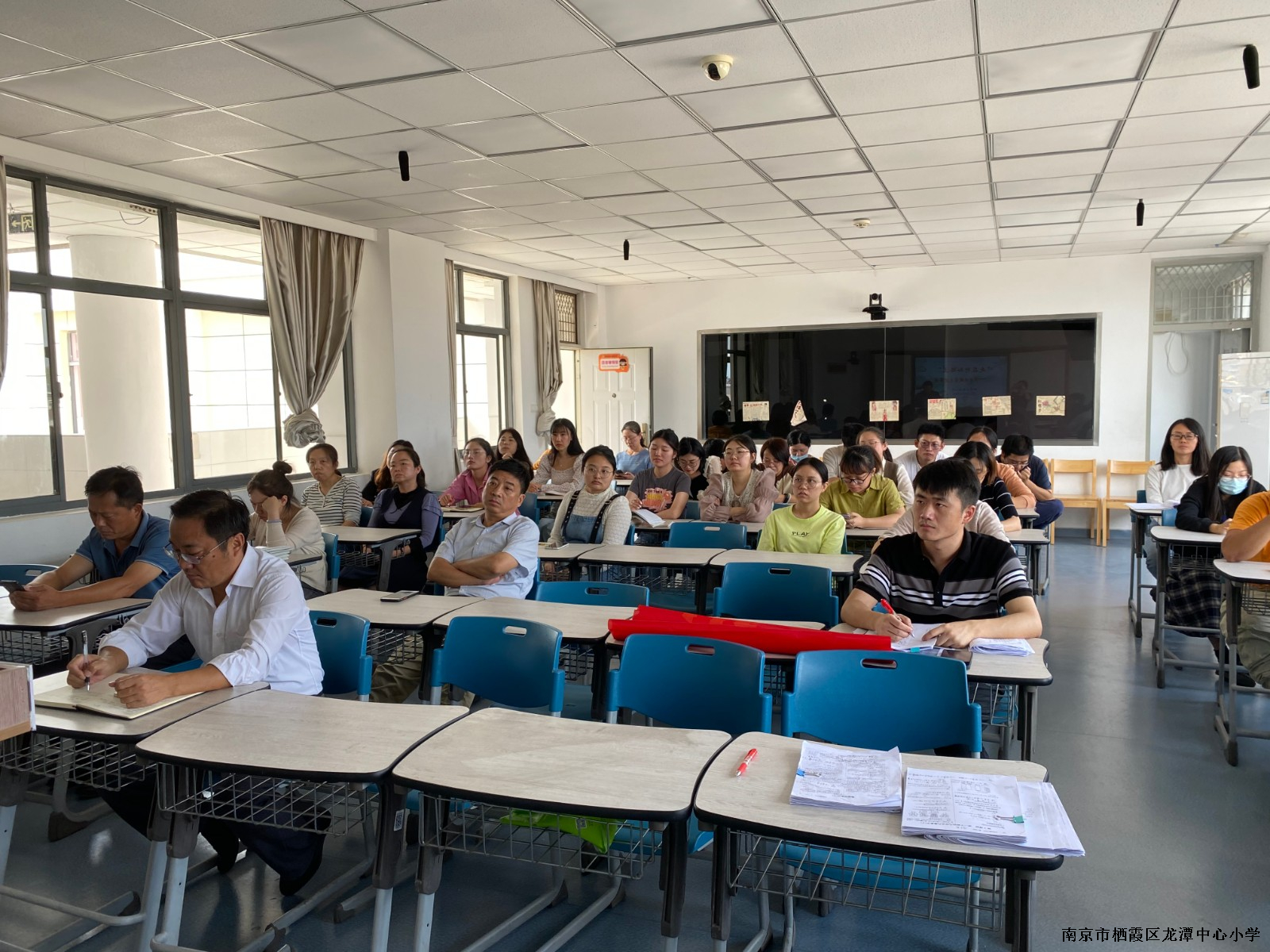 【雅韵靖小】靖安小学召开心理健康教育工作全员培训会