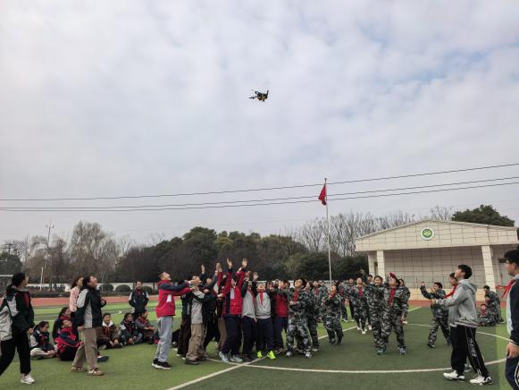 3月靖安小学党支部：传承红色基因，争做新时代雷锋_html_1f938784.jpg