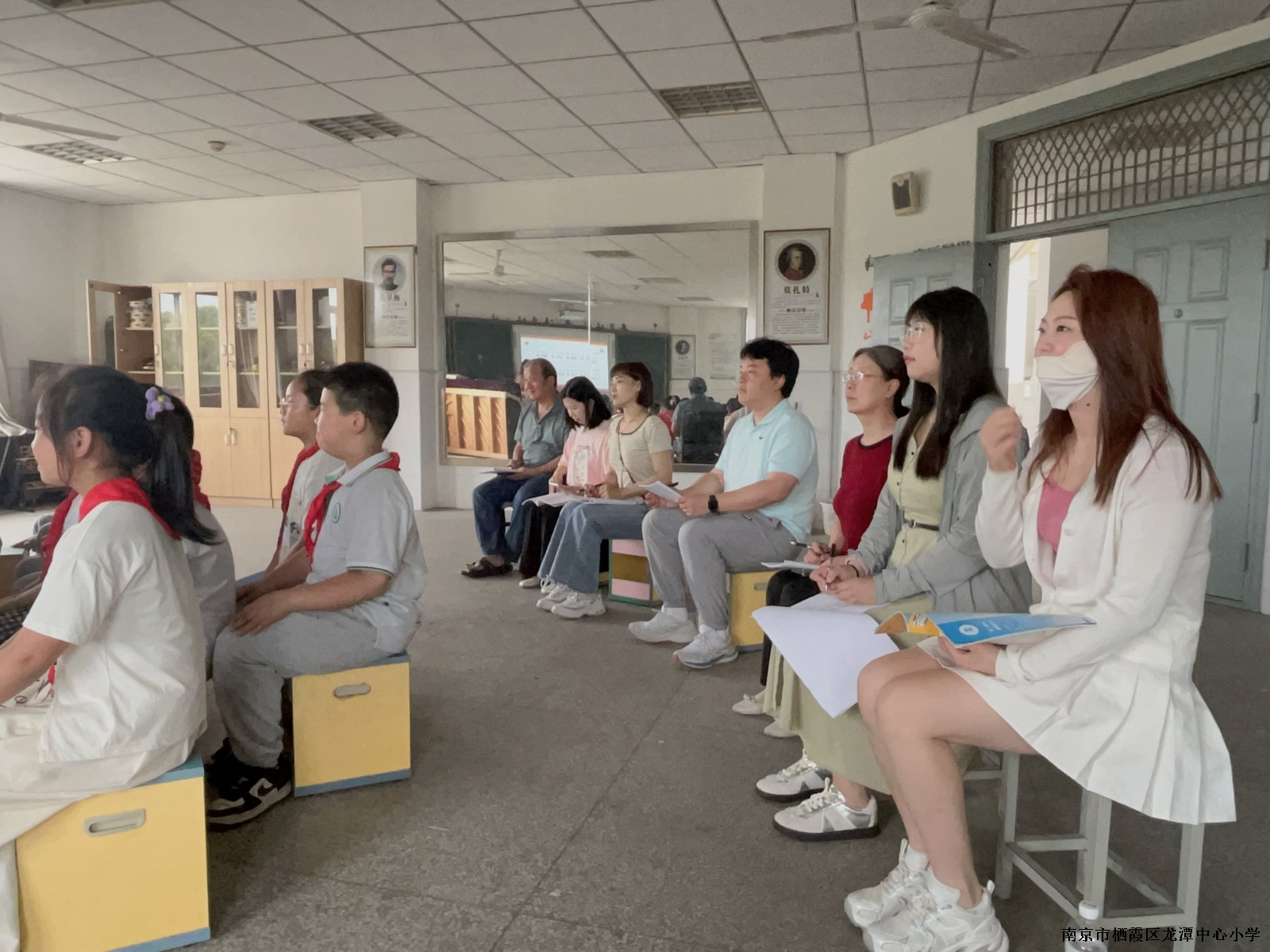 【灵美龙小】传统民俗    乐韵课堂——音乐组第五次集体备课报道