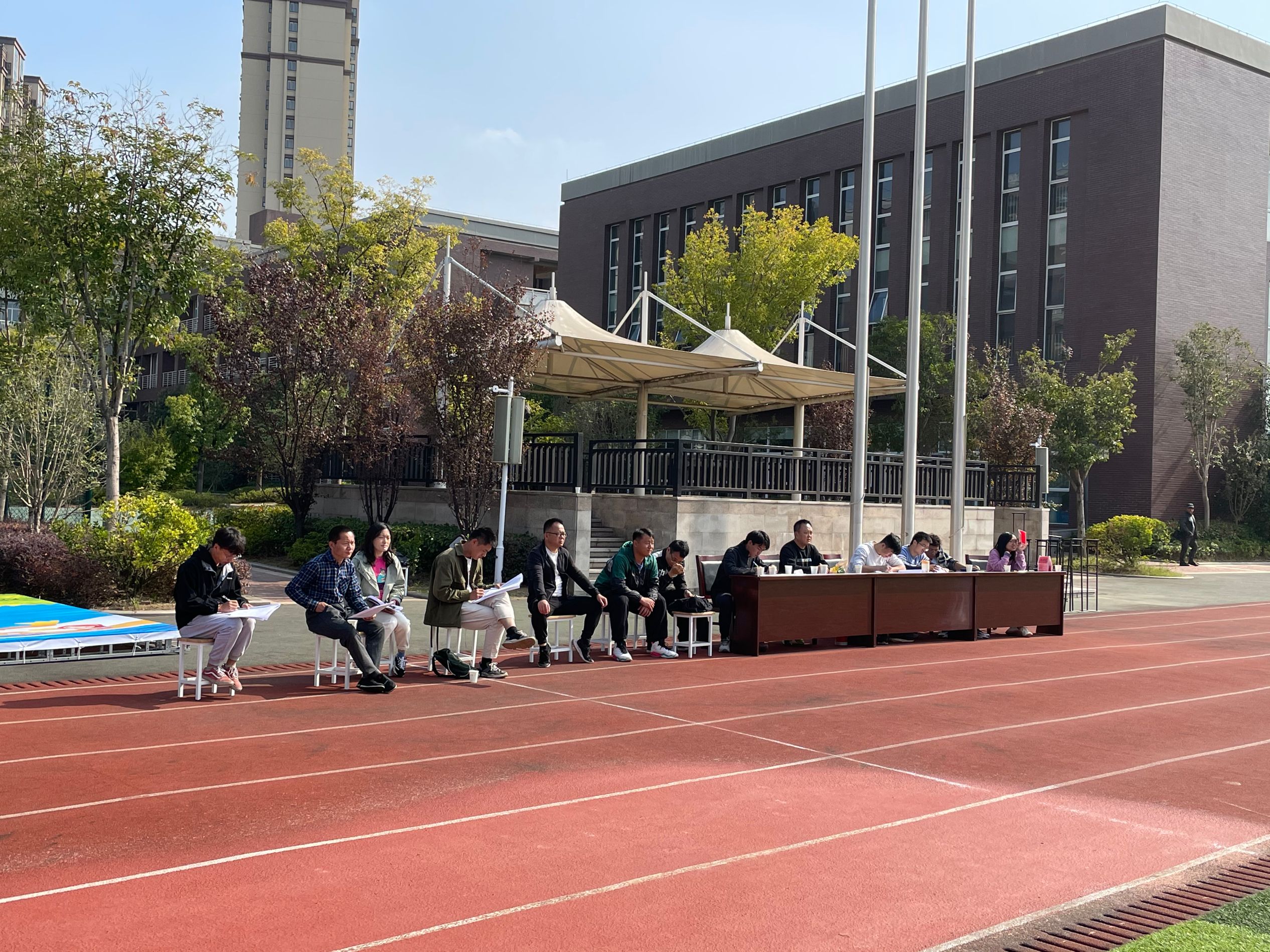 【灵美龙小】龙潭中心小学体育组第二次教研活动