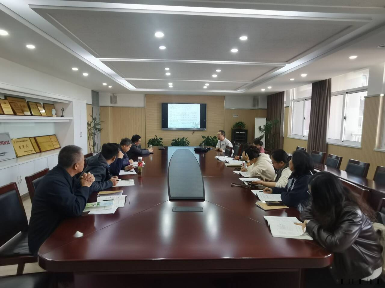 ZE)PP{A}O517J`[0C@@QNN_tmb.jpg ZE)PP{A}O517J`[0C@@QNN_tmb.jpg