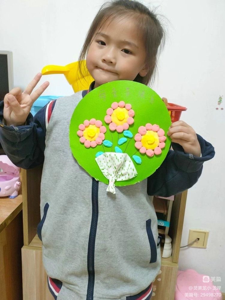 【灵美龙小&middot;龙岸】最好的祝福，送给最美的您——龙潭中心小学龙岸花园校区母亲节系列活动_html_m5ffd7e20.jpg