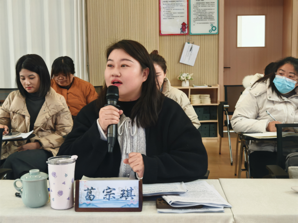 241219深耕细耘结硕果 专家引促成长——记栖霞区教育科学“十四五”规划2021年度立项课题结题论证会活动 马思睿_html_m1318456c.png