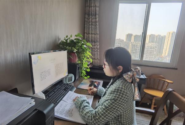 220401云端携手共成长——栖霞幼儿园翡翠天悦园参加东片线上研训活动_html_642968d7.jpg