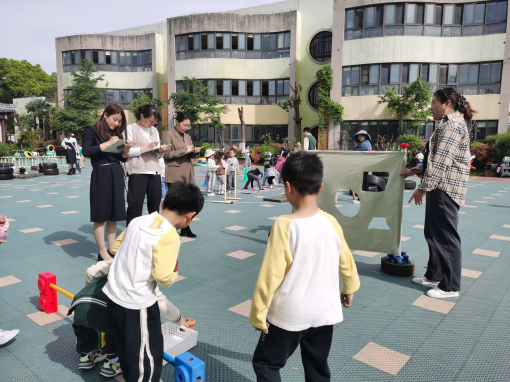 240424巧手为晨锻 快乐伴成长——栖幼五福园自制晨间锻炼器材评比_html_5890f6c.png