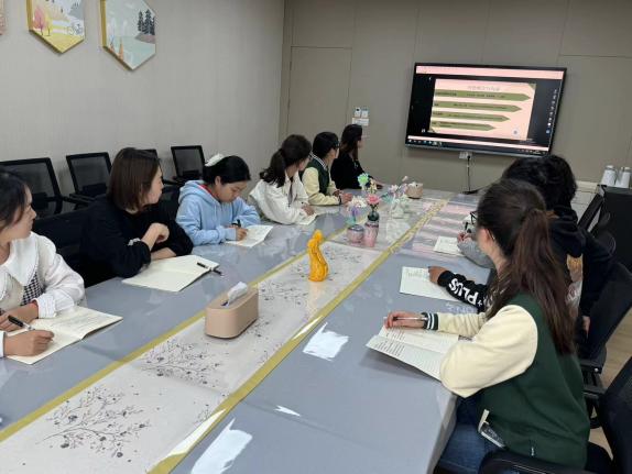 20240423践行教育家精神 守住师德初心——栖霞幼儿园翡翠天悦园师德师风主题学习活动_html_58ba5c9e.jpg