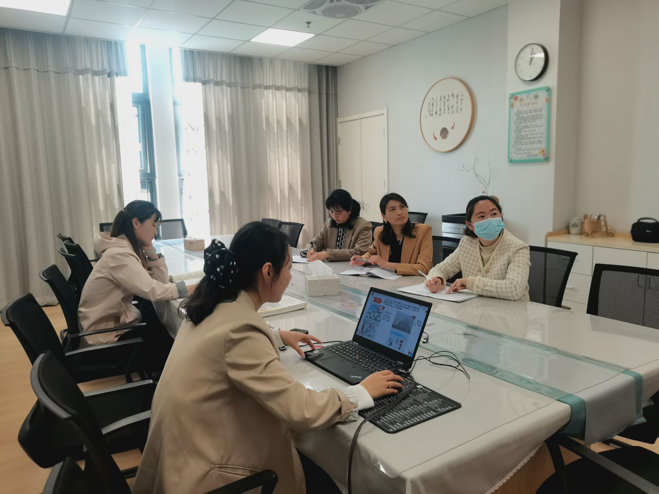 【枫香栖幼】以研促教 共研共思  ——栖霞幼儿园翡翠天域园课程中心组