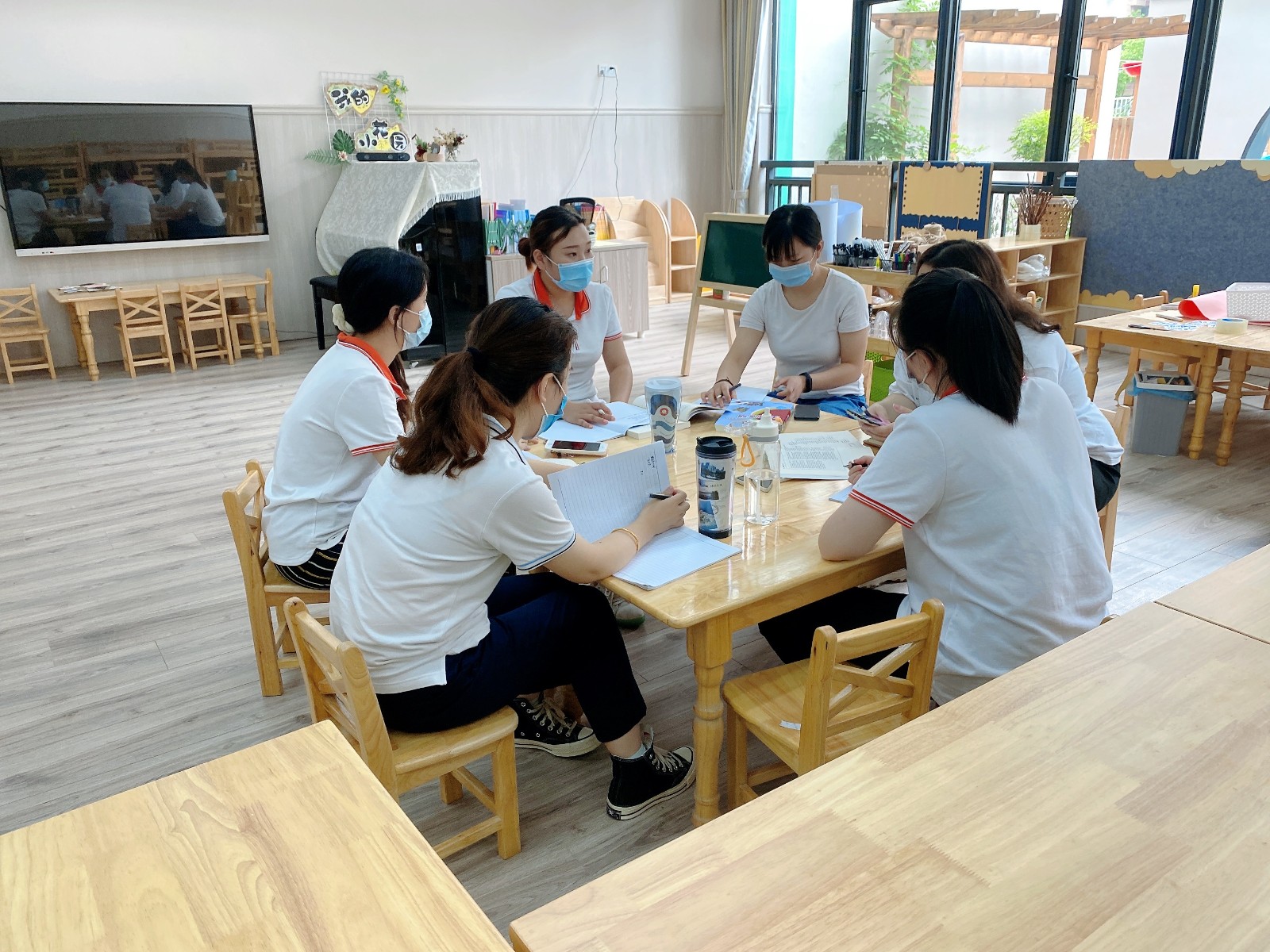 【枫香栖幼】聚焦课程审议  推进课程实施  ——记栖霞幼儿园石埠湾园课程审议活动