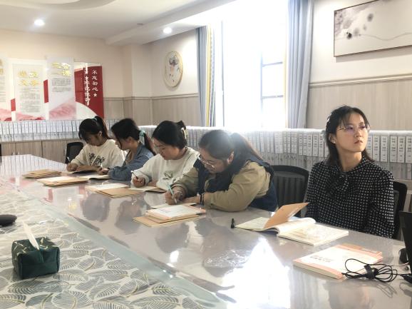 231023聚焦儿童行为观察 践行《指南》精神引领——栖幼石埠湾园业务学习之《指南》理念下的幼儿行为观察_html_717868e8.jpg