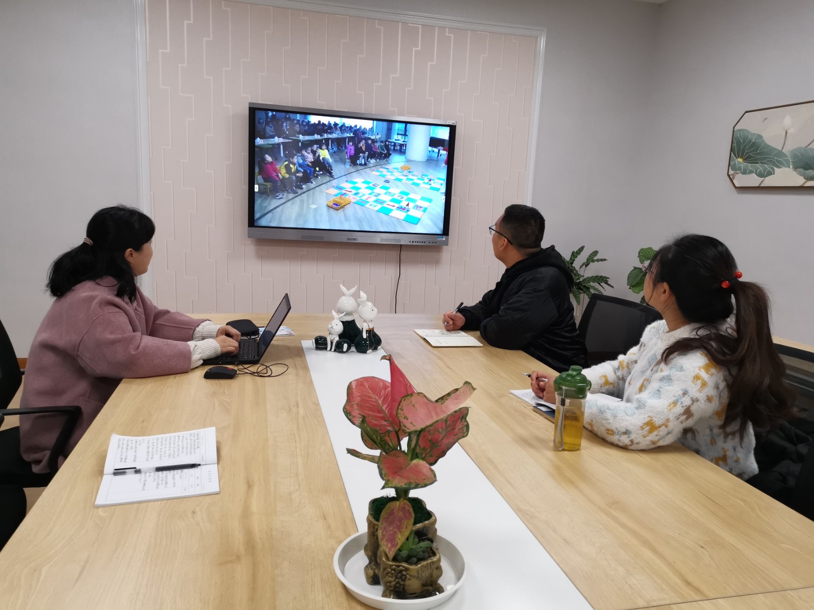【枫香栖幼】实践观摩集智慧  研讨交流共发展  ——栖幼翡翠天域园线上优秀教师教育教学展示与研讨活动