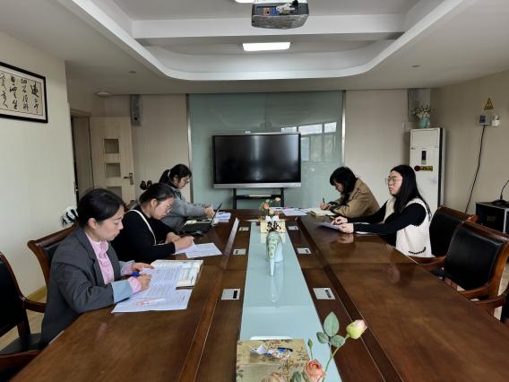 【枫香栖幼】聚焦栖霞山 共绘新蓝图  ——栖幼五福园课程中心组活动（四）