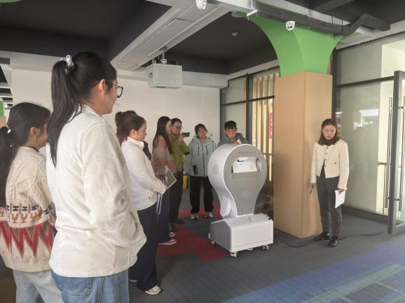 251105AI赋能教学 助力教师成长——栖霞幼儿园云栖园园本研训活动李娟_html_m437ed89d.jpg