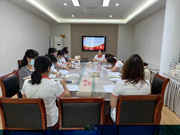 220905守师德底线 铸高尚师魂——栖霞幼儿园红枫园开展师德师风警示教育活动 - 副本_html_m2e35bac8.jpg