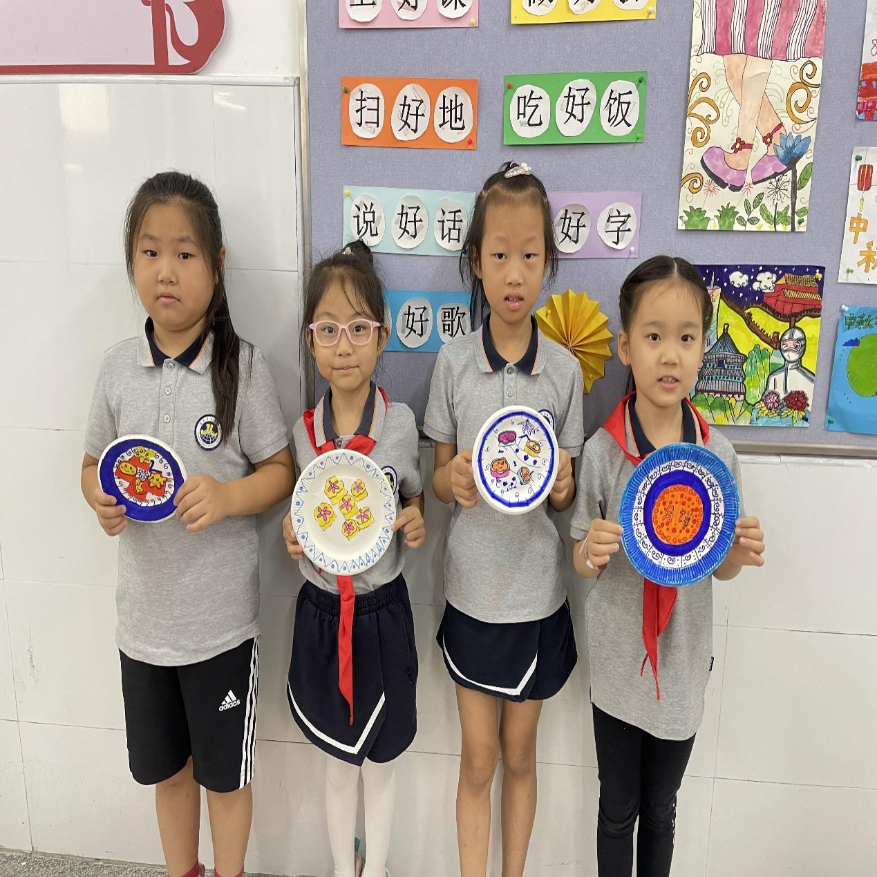 【博学广志】“绘”中秋 月团圆——金小广志路校区“情系中秋”美术特色活动_html_6f0318e8.jpg
