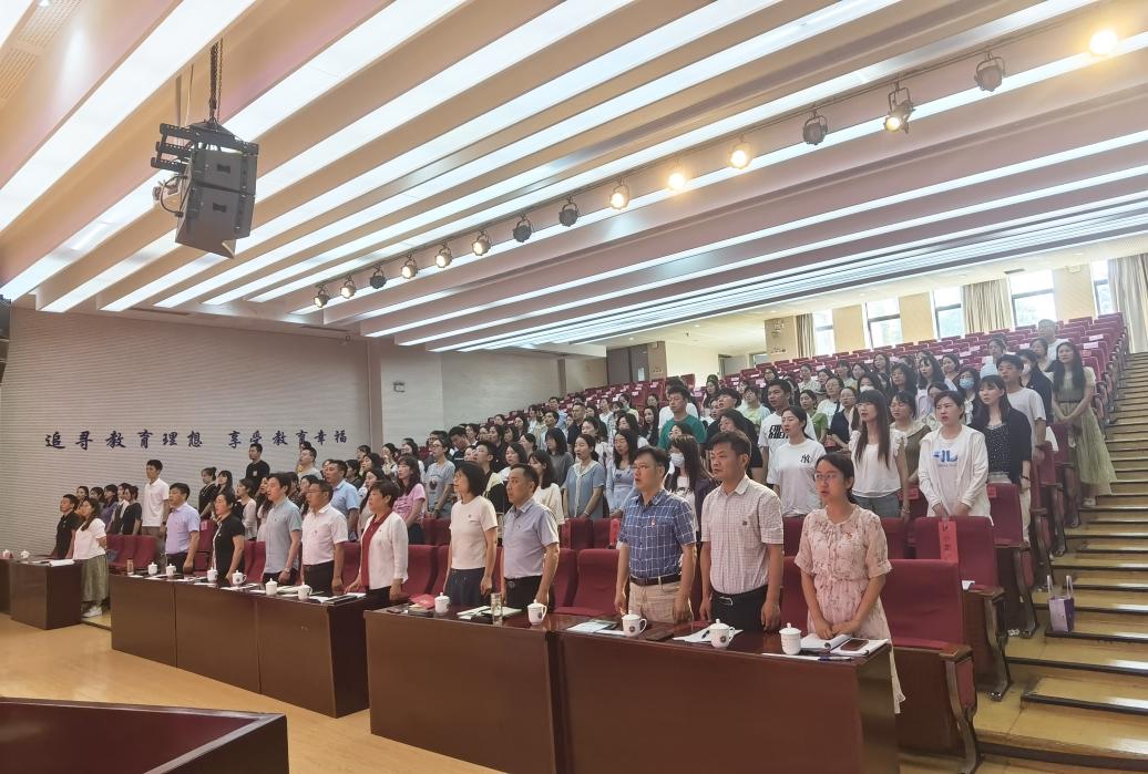 【四稿】七一党员庆祝会暨学习大会新闻_html_2b098523.jpg