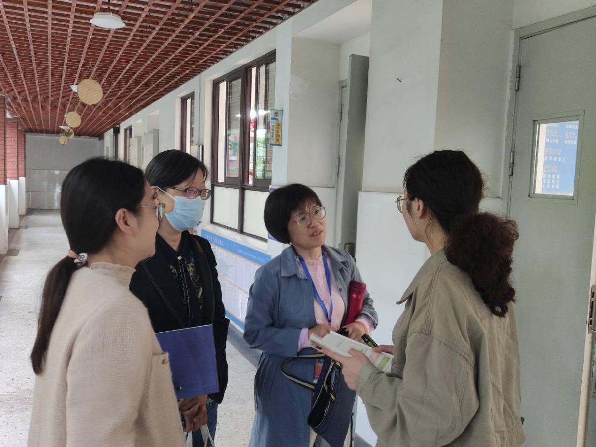 【湖畔·协同育人】督导引领，办公提升——金陵小学（仙林湖校区）6月专项督导_html_4113e031.jpg