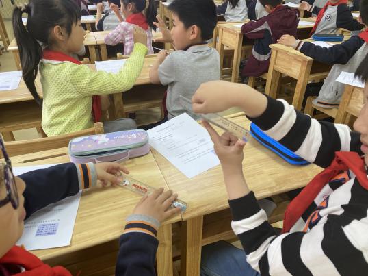【湖畔光影】数学校本研修之课例研讨（122）_html_m4e499cbf.jpg