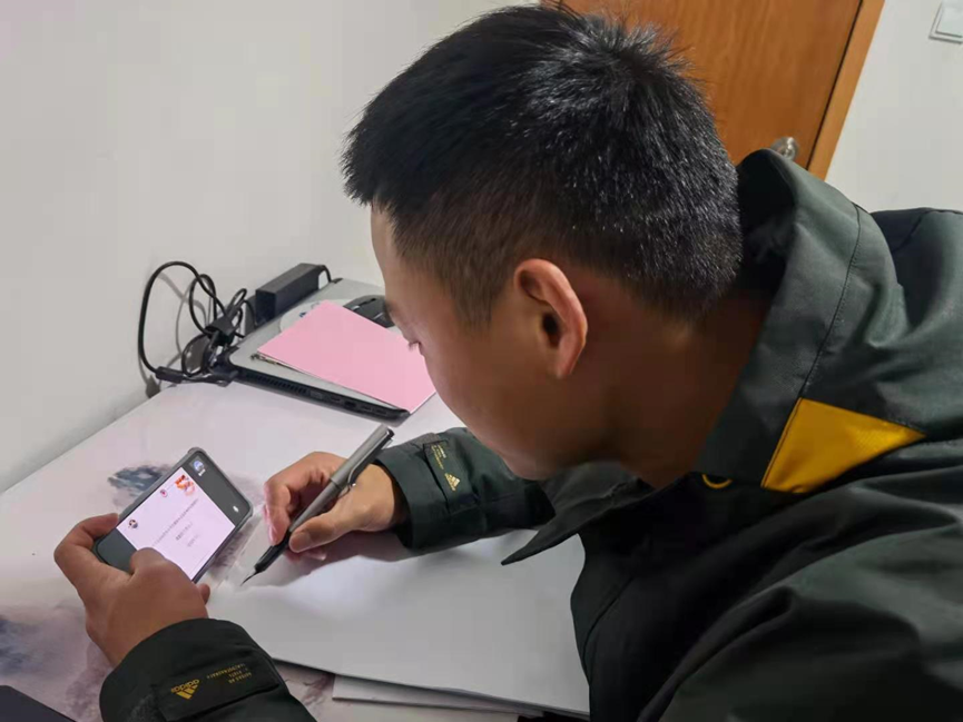 【博学广志】课题研究促发展，交流研讨伴成长——记陈胜龙主持的区级规划课题中期会议_html_13074518.png
