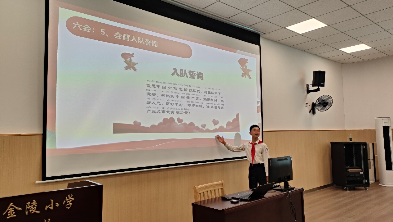 队旗飘扬筑梦想 星星火炬照童心——金陵小学集团校开展“大手拉小手”队前教育主题活动_html_71143362.jpg