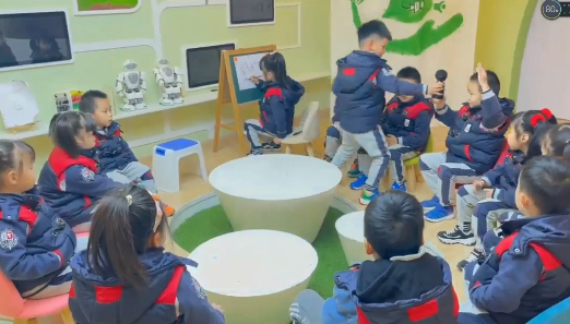 【博学广志】栖霞区教科研云端大讲坛第三十六讲——幼儿园亲生命课程的建构与实施_html_740632b0.png