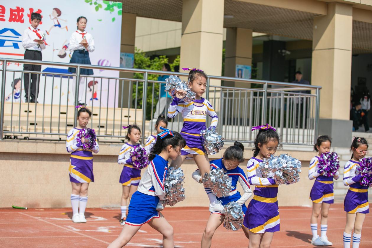 【博学广志】阳光下运动  节气里成长——金小广志路2022-2023学年第二学期春季运动会_html_m779e1050.jpg