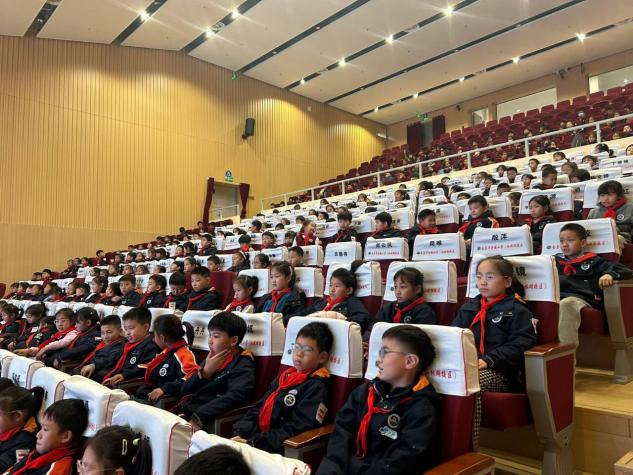 【湖畔·学生活动】我校开展校园伤害案件法制宣讲活动_html_3653632.jpg
