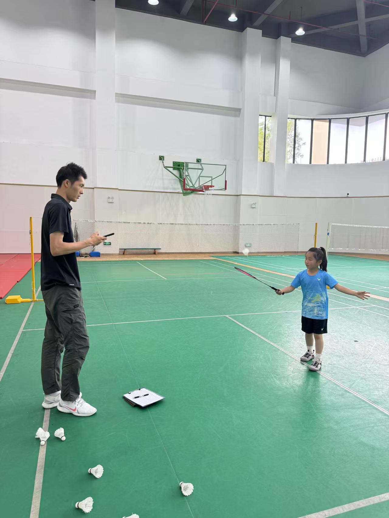 【博学广志】活力跃动，羽梦飞扬——第五届羽毛球班级联赛一年级组圆满收官_html_m1f244a36.jpg