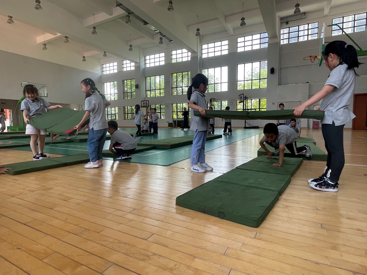 【湖畔·童化课堂】展体育课堂风采，以研促教共成长——体育校本研修之课例研讨（15）_html_2ff24724.jpg