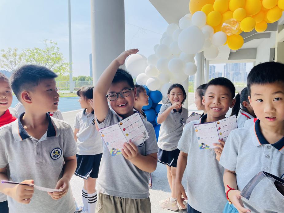 赋趣于乐炼技能，逐梦九天提素养——“你好，太空！”金陵小学（仙林湖校区）学科游园活动_html_67201c8b.jpg