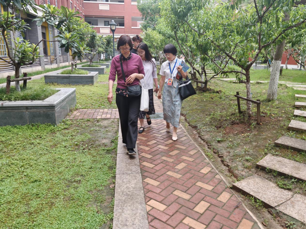 【湖畔·协同育人】初夏正当时，督导促前行-南京市金陵小学（仙林湖校区）6月专项督导_html_m693414d1.jpg