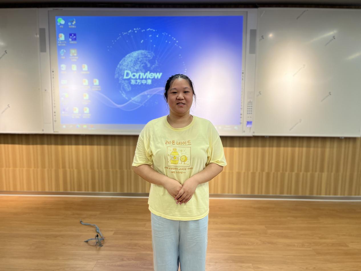善思而奋进 善研而砺行——记语文组新学期校本研修_html_982ac50.jpg