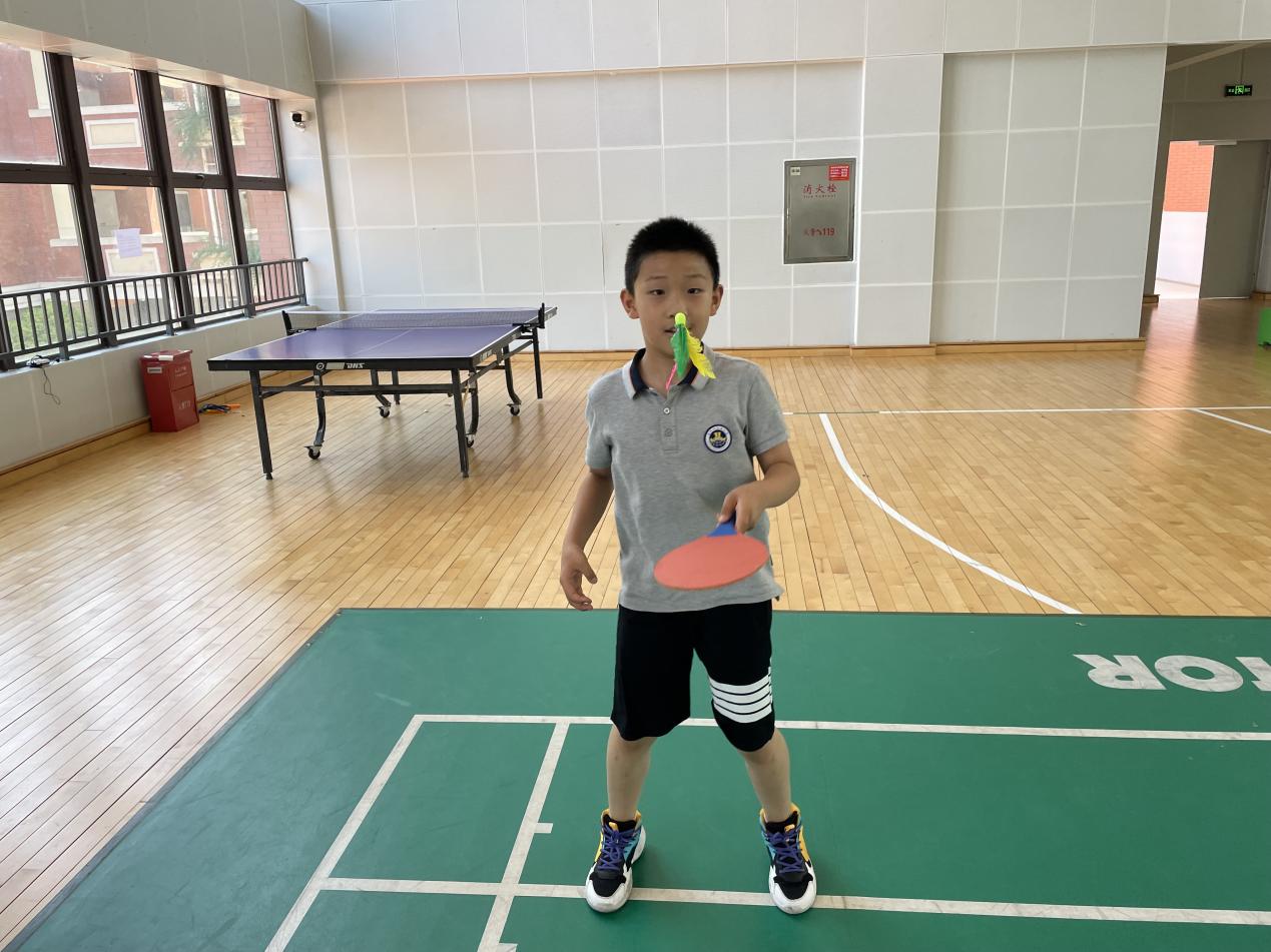 【湖畔光影】凌云赛场，斗志昂扬——第三届体育活动周之“板羽垫球、双人跳长绳比赛”_html_2a46fc57.jpg