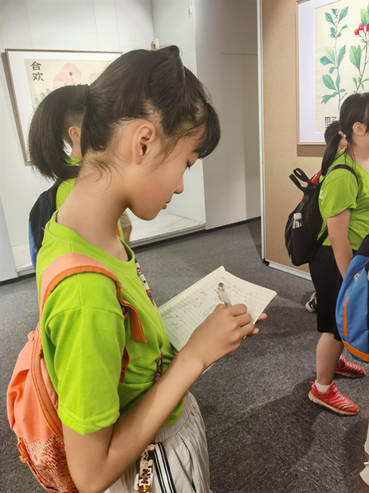 【博学广志】识医药，品文化，乐传承——“岐黄校园行”中医药文化游学夏令营顺利开营_html_m5d62bd0e.jpg