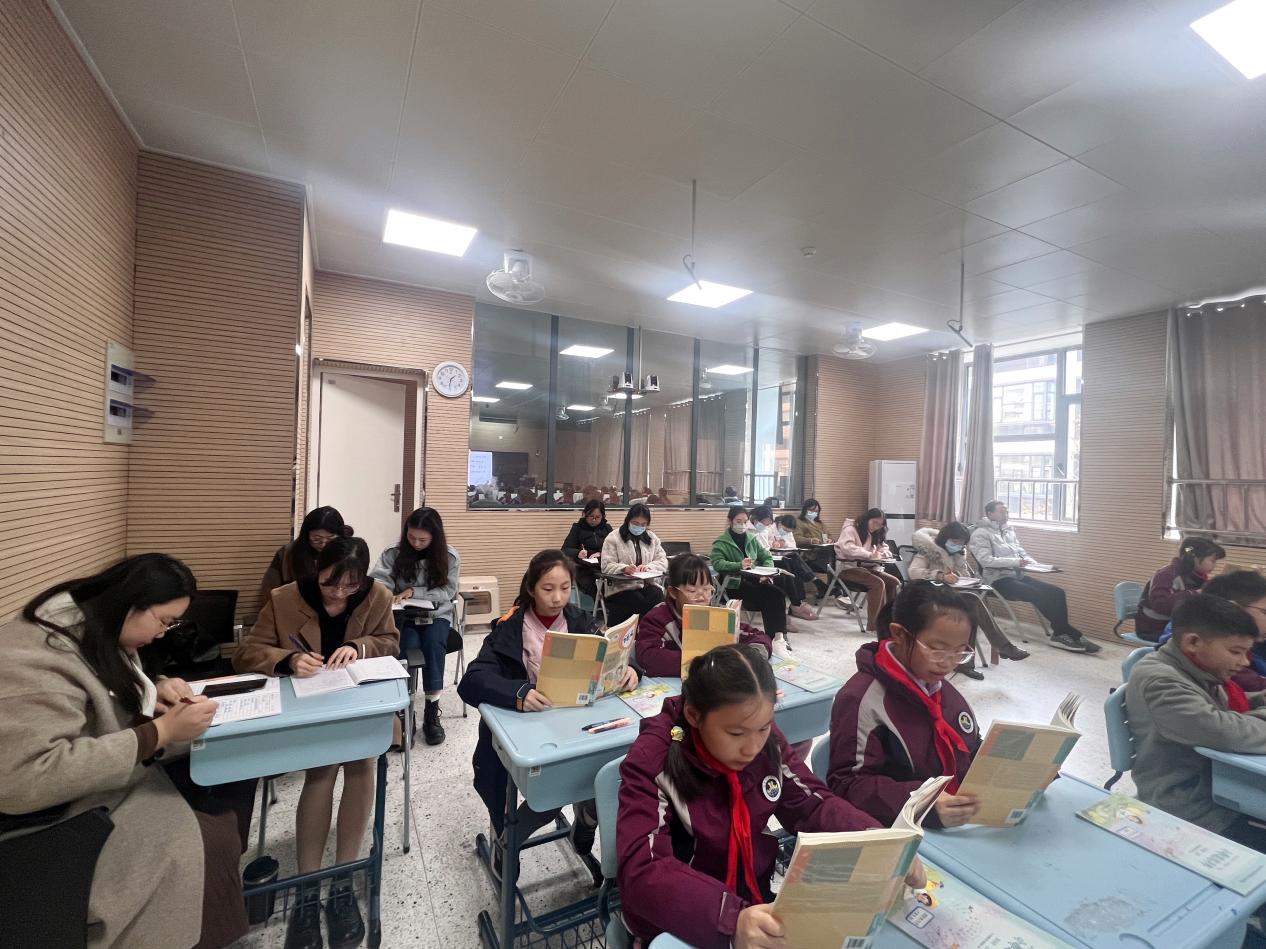 【博学广志】情理相融，学用批注——记金陵小学广志路校区语文教研组第五次校本主题研修_html_m5c921d4f.jpg
