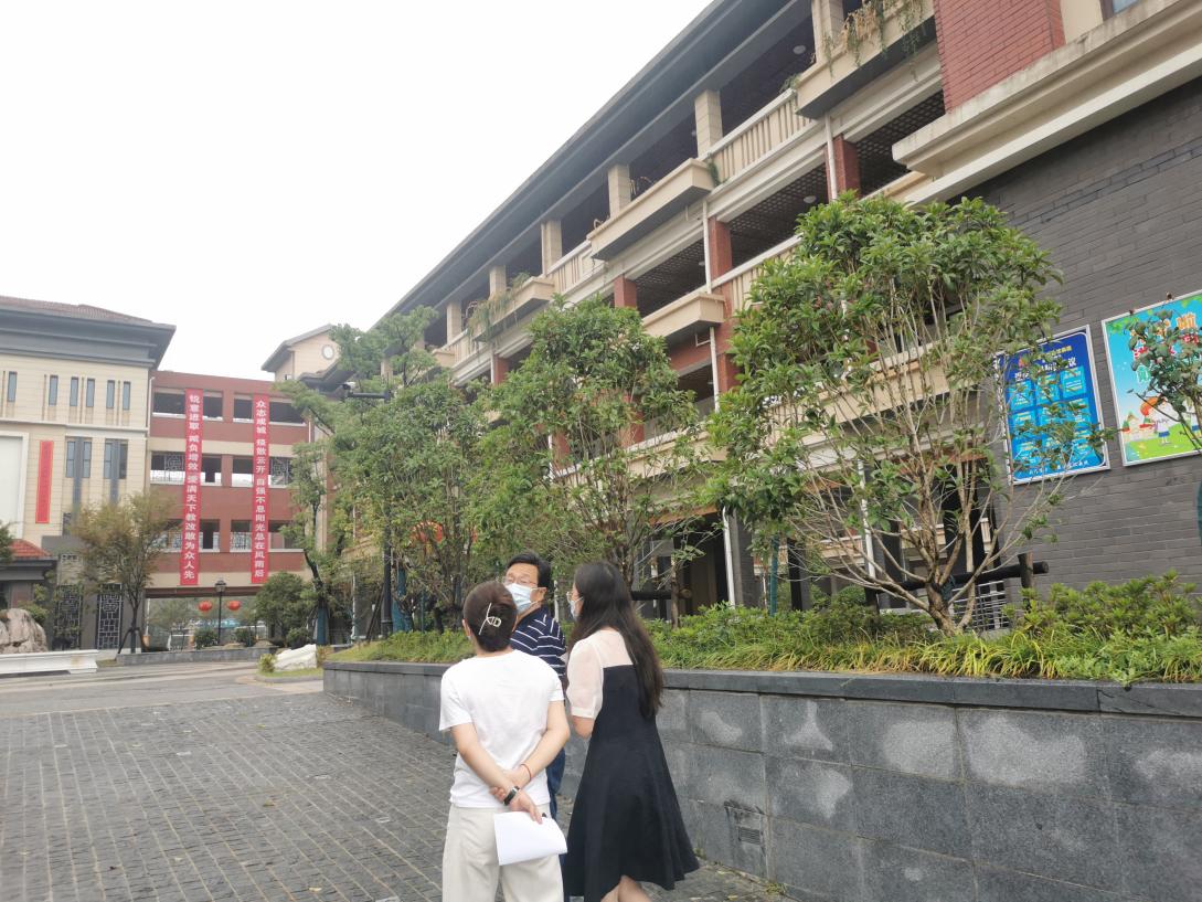【湖畔光影】责任督学进校园，促进文明城市创建_html_m4870c22a.jpg