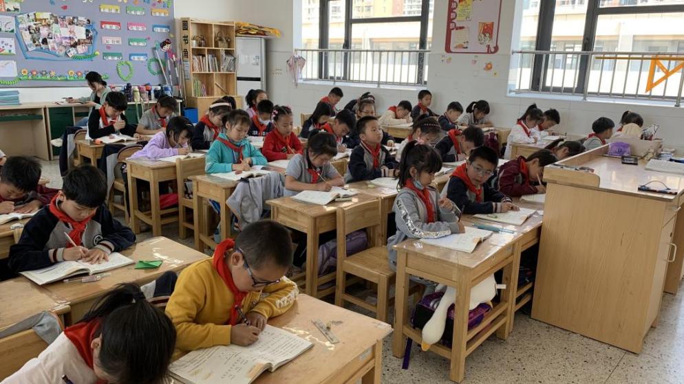 【博学广志】追逐我的航天梦 ——金陵小学广志路校区语文组校本教研活动_html_m1ac7a3c.jpg