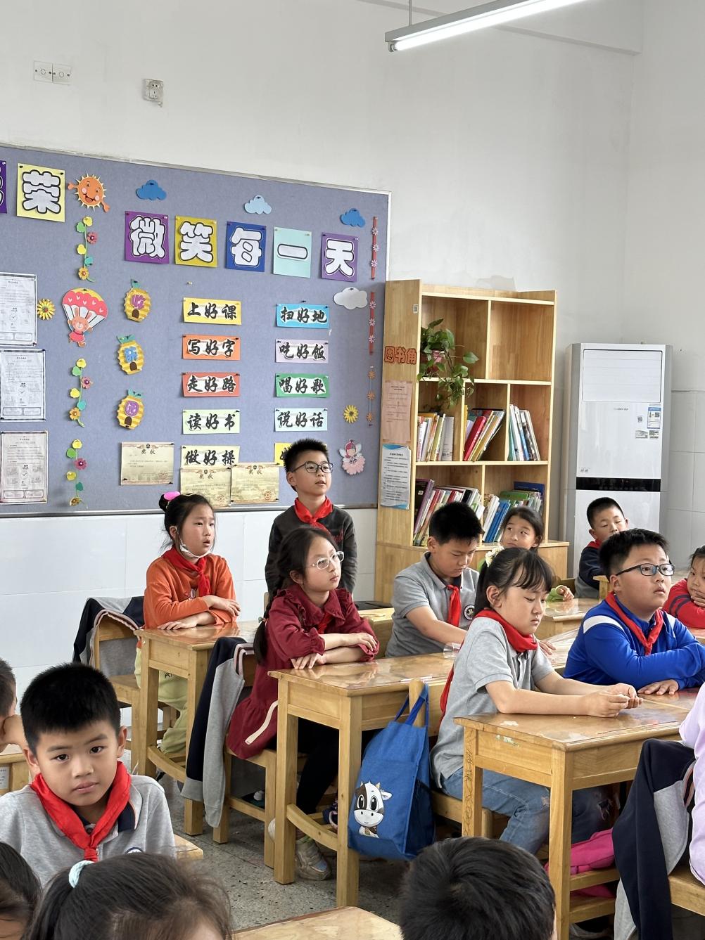 【博学广志】家长职业进课堂，劳动教育“童”成长_html_m4fe51ccf.jpg