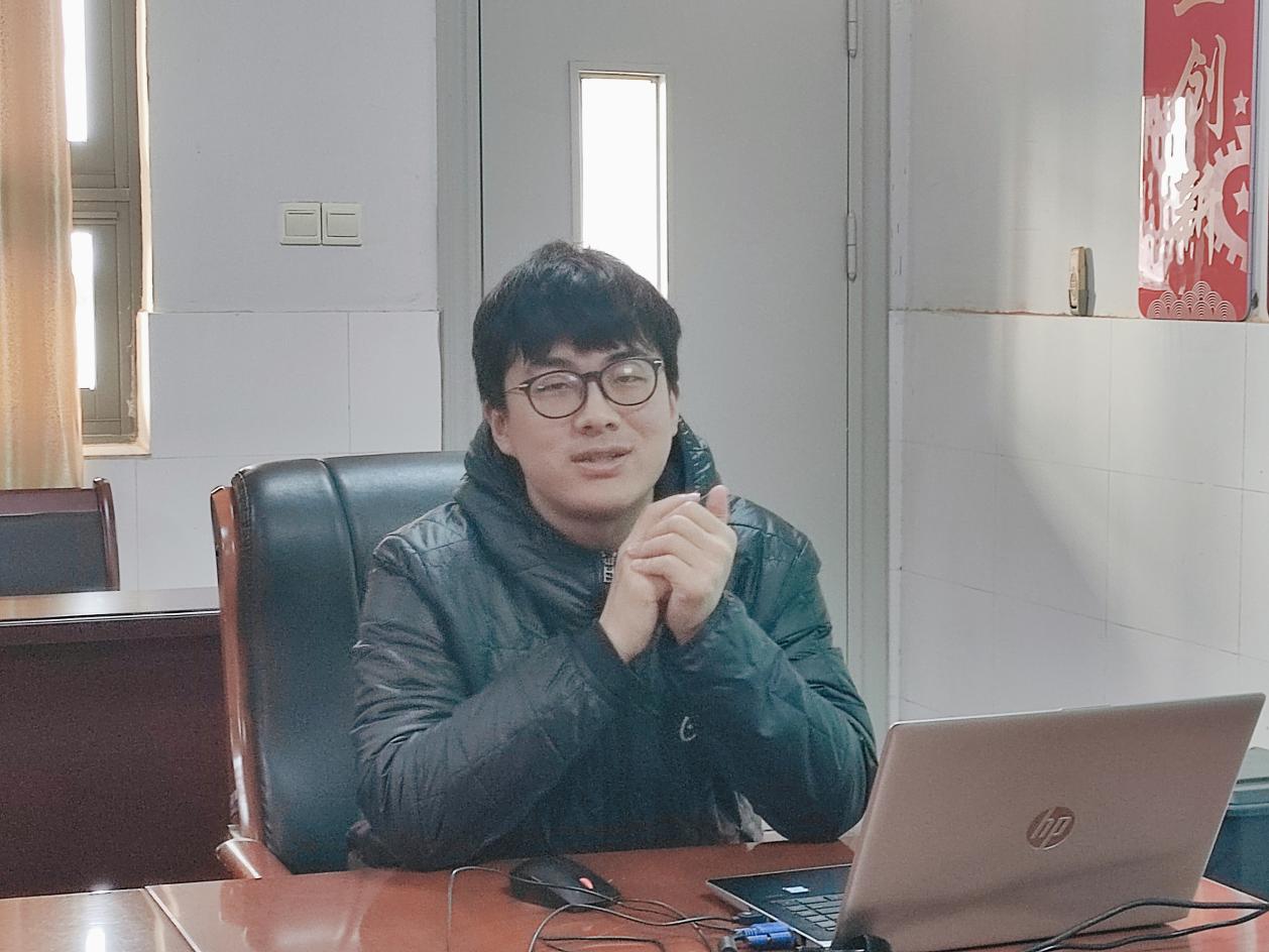 【尊荣营中】成长留痕 交流分享 向阳成长_html_67f1f260.jpg