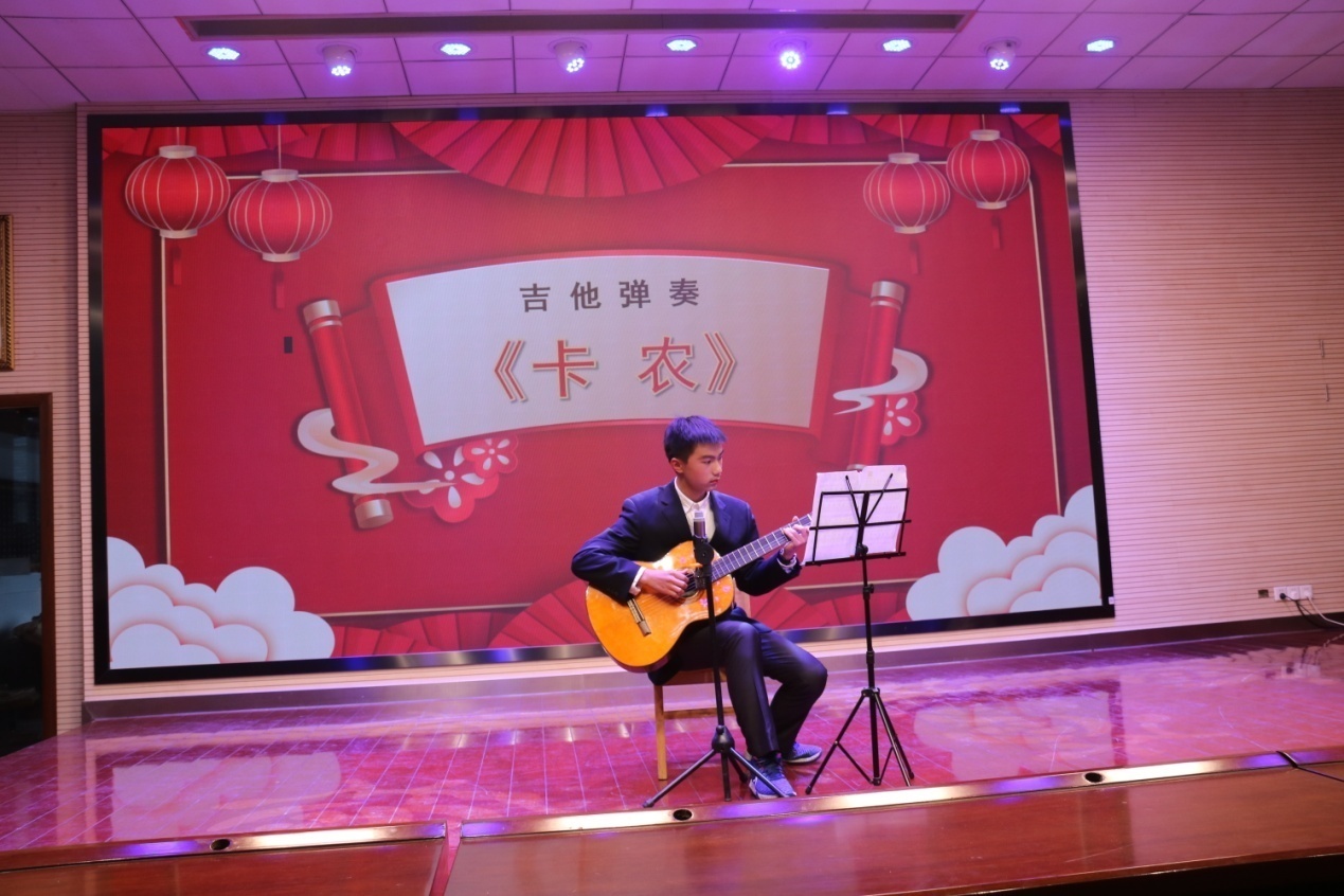 元旦汇演新闻稿_html_4999048b.jpg