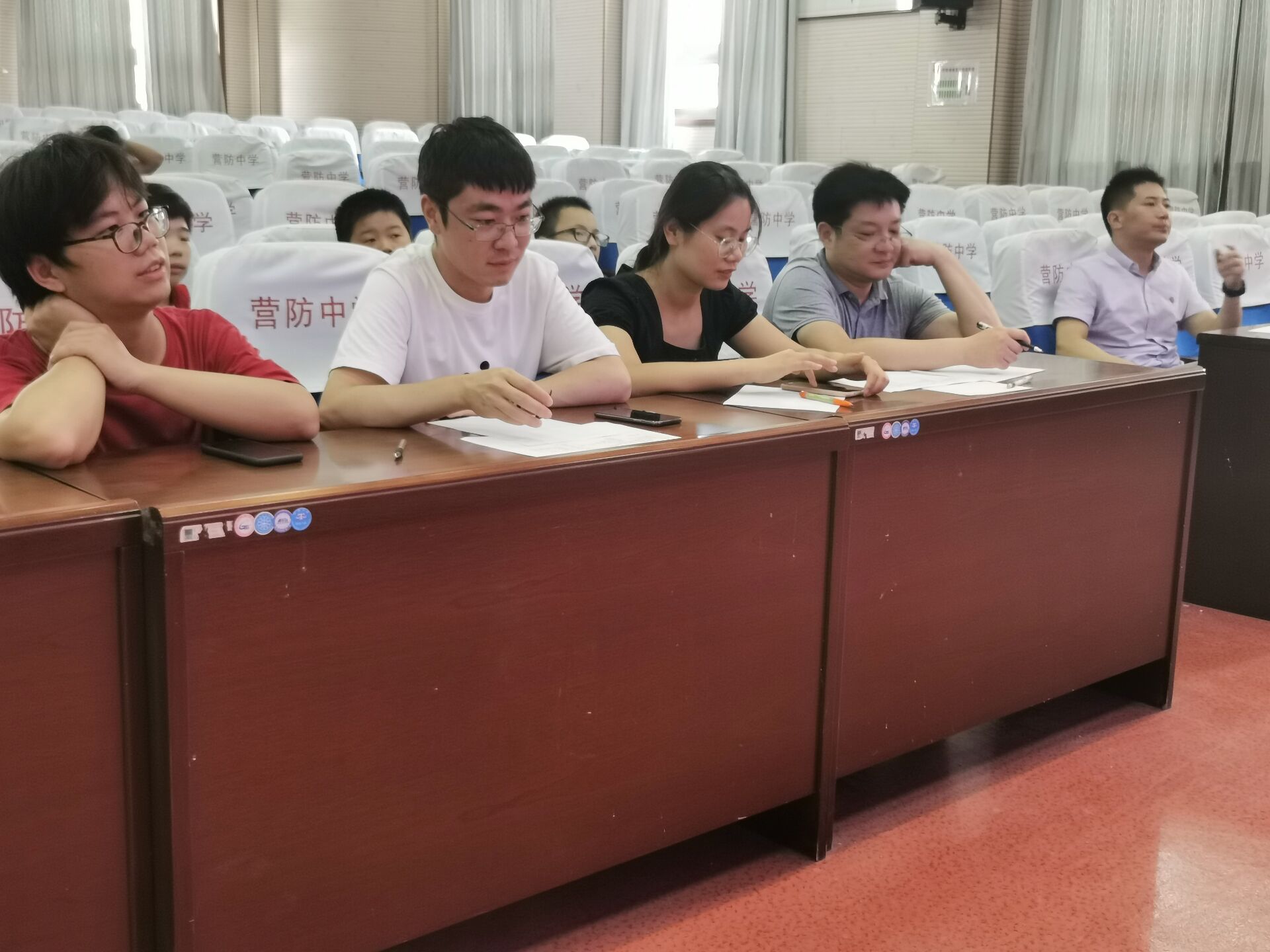 七年级才艺秀新闻稿_html_mc14809b.jpg