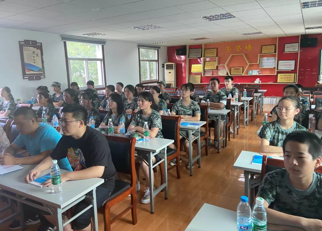 进驻社区人防科普体验馆学人防_html_5247fdea.jpg