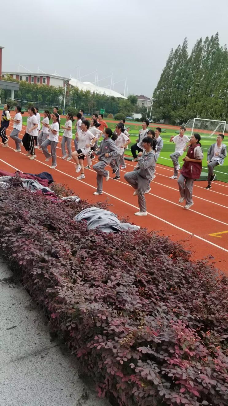 9月份名优骨干教师示范课_html_m10333e17.jpg