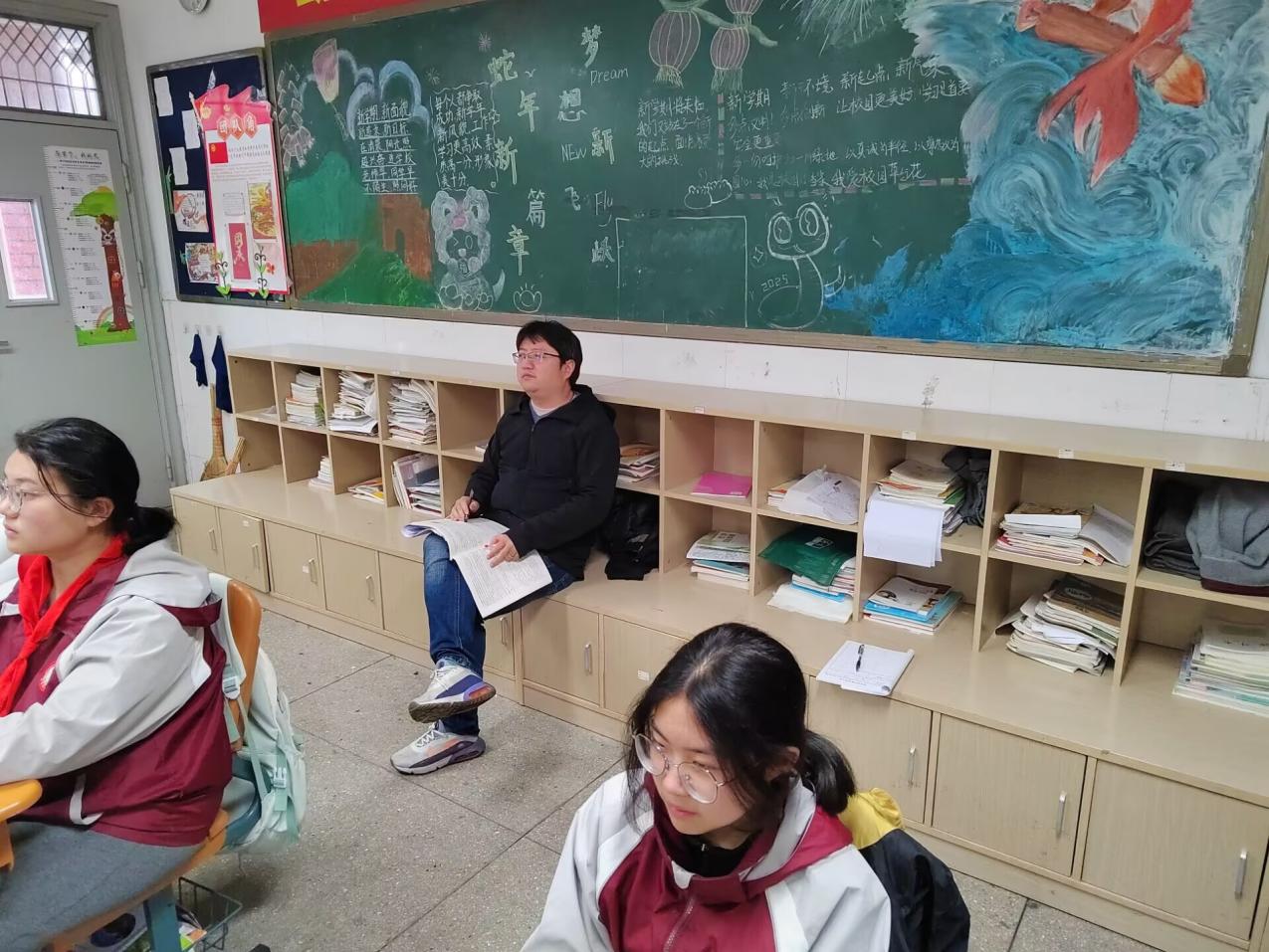 1-8周开课新闻报道_html_m7e752eff.jpg
