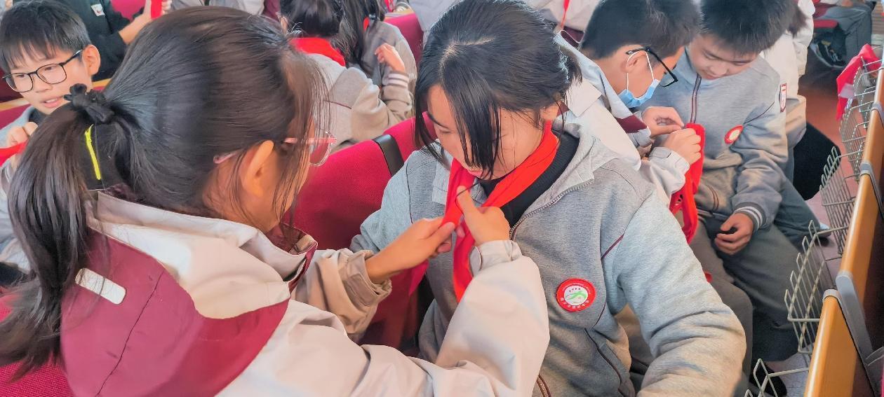 新闻稿_html_44ceb791.jpg