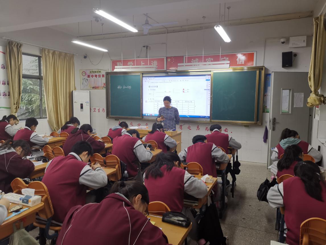 青优展示课活动(1)_html_m72858d2f.jpg